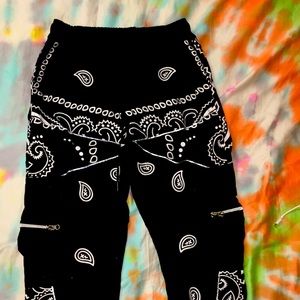 Bandanna cargo pants.